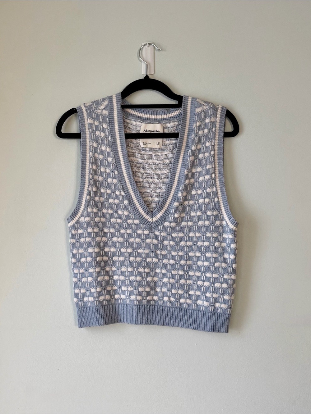 Abercrombie & Fitch Y2K Preppy Academia V‑Neck Sweater Vest
